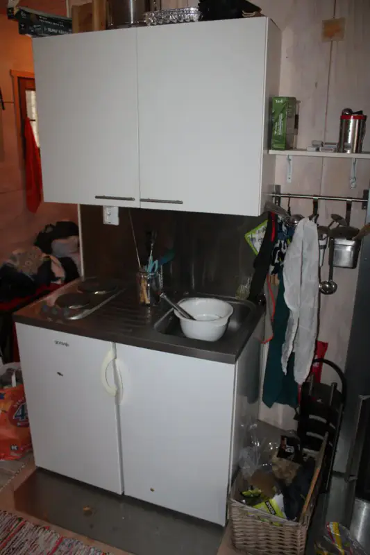 Chalet-sauna moderne (20 m², 2010), 5 384 m² et 64 m de rive privée sur le Ylä-Säyneinen — Polvijärvi, 24 km de Joensuu — 12