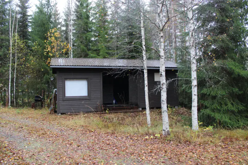 Chalet-sauna moderne (20 m², 2010), 5 384 m² et 64 m de rive privée sur le Ylä-Säyneinen — Polvijärvi, 24 km de Joensuu — 9