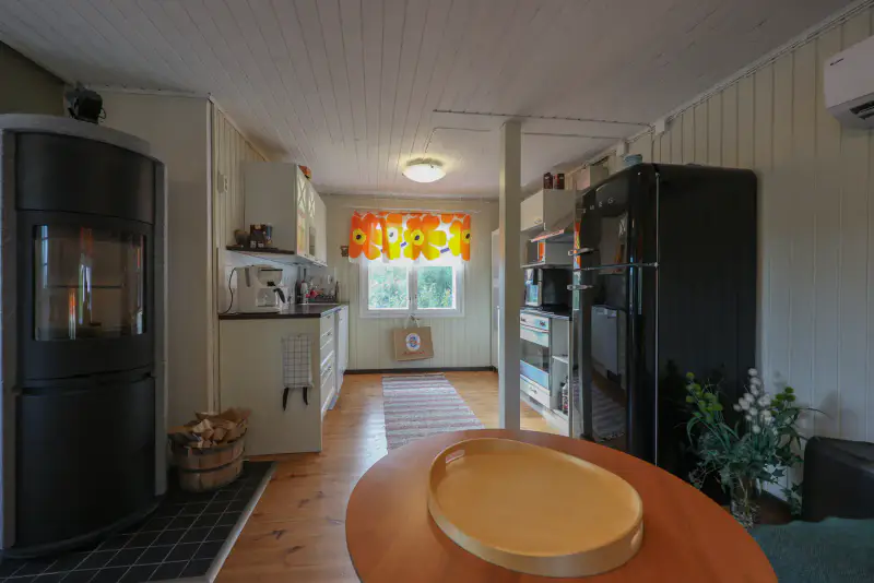 Complexe Valkjärvi : chalet + sauna 2017 + aitta 2025 — Pomarkku — 8