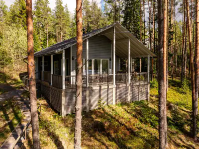 Mökki ~80 m² (2015) + bâtiment sauna et palju, 4 319 m² sur le Lampinjärvi — Ahlainen / Pori — 1