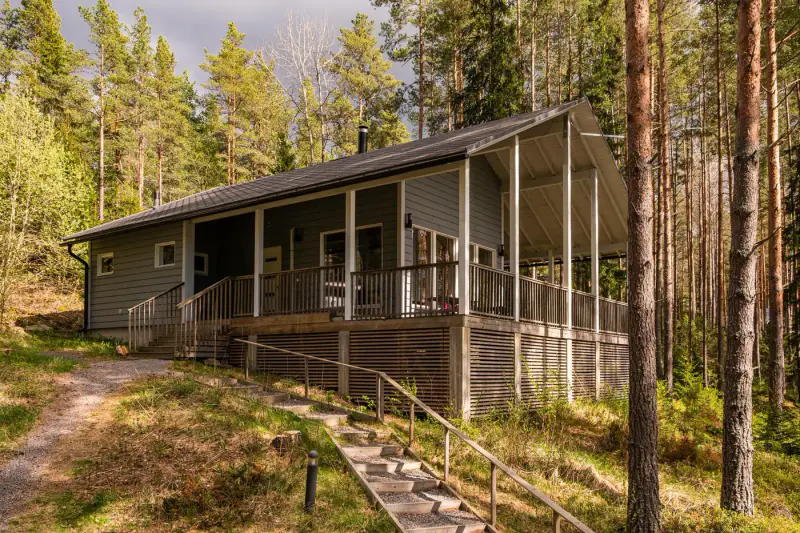 Mökki ~80 m² (2015) + bâtiment sauna et palju, 4 319 m² sur le Lampinjärvi — Ahlainen / Pori — 14