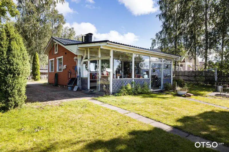 Chalet 1954 ~37 m² + bâtiment sauna, garage 3 voitures et ponton béton, rive mer privée — Meri-Pori / Pori — 11