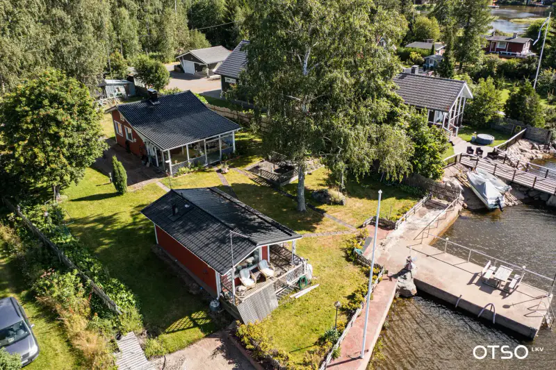 Chalet 1954 ~37 m² + bâtiment sauna, garage 3 voitures et ponton béton, rive mer privée — Meri-Pori / Pori — 3
