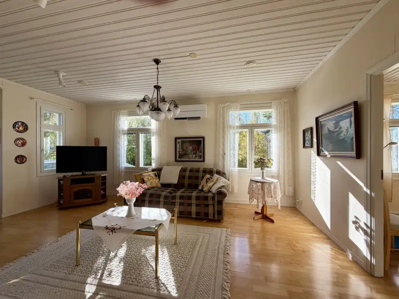 Maison ~178 m² (1997) + sauna, 2 600 m², Posionjärvi — Niemitie / Posio — 9