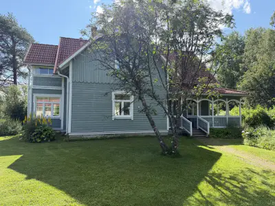 Maison ~178 m² (1997) + sauna, 2 600 m², Posionjärvi — Niemitie / Posio — 1
