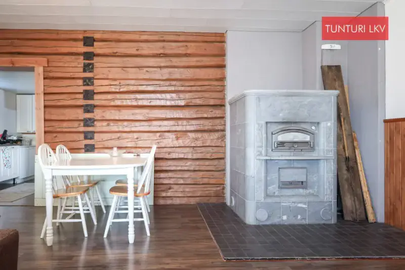 Maison en rondins ~119 m² (1946, agrandie 2012), presqu’île privée 4,6 ha sur le Hetejärvi — Pudasjärvi — 5