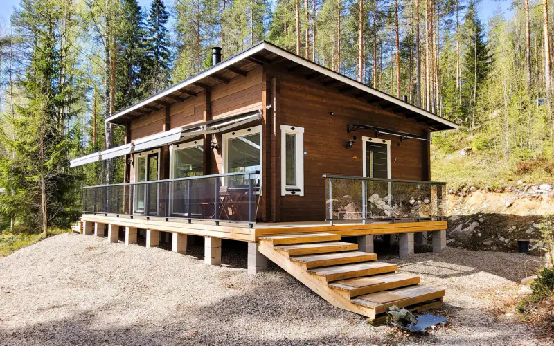 Hirsimökki 2023, 56 m², ~100 m rive sable Saimaa, porakaivo — Puumala — 8