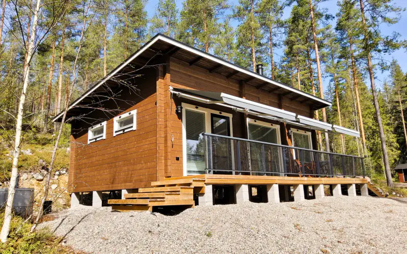 Hirsimökki 2023, 56 m², ~100 m rive sable Saimaa, porakaivo — Puumala — 4