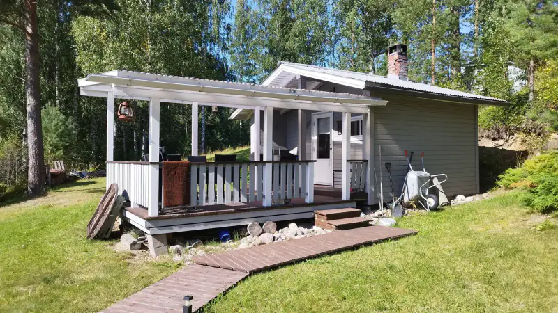 Mökki 1972 (24 m²) + aitta + rantasauna, 4 120 m² rive Saimaa — Viljakansaari / Puumala — 2