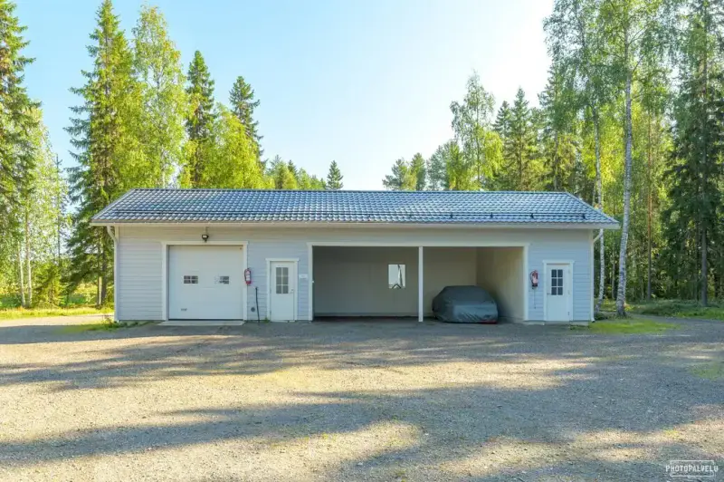 Villa Suvilahti ~152 m² (2016) + sauna bois, plage sable Parkkimajärvi, 6 240 m² — Parkkima — 5