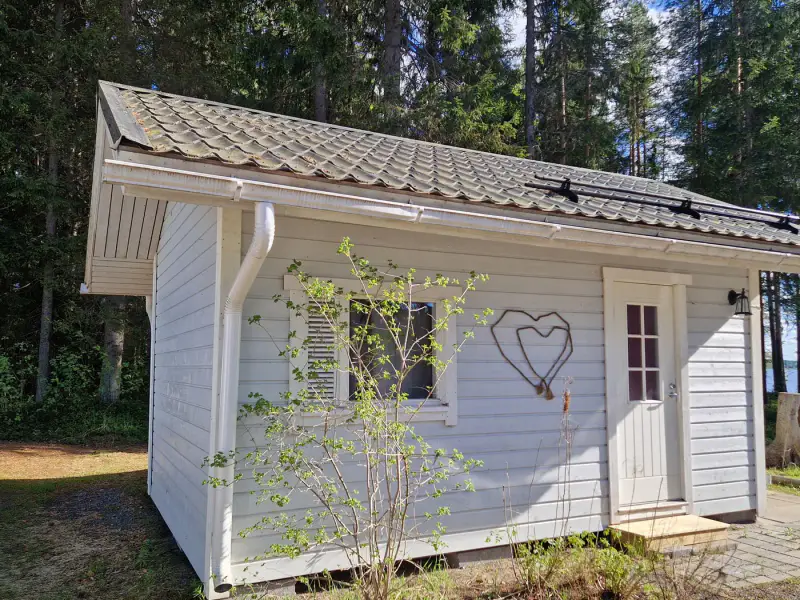 Villa Suvilahti ~152 m² (2016) + sauna bois, plage sable Parkkimajärvi, 6 240 m² — Parkkima — 9