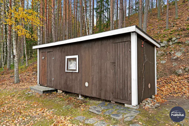 Mökki en rondins ~26 m² (1971) + sauna et aitta à deux chambres, 2 450 m² et rive privée — Nieminen / Rääkkylä — 18