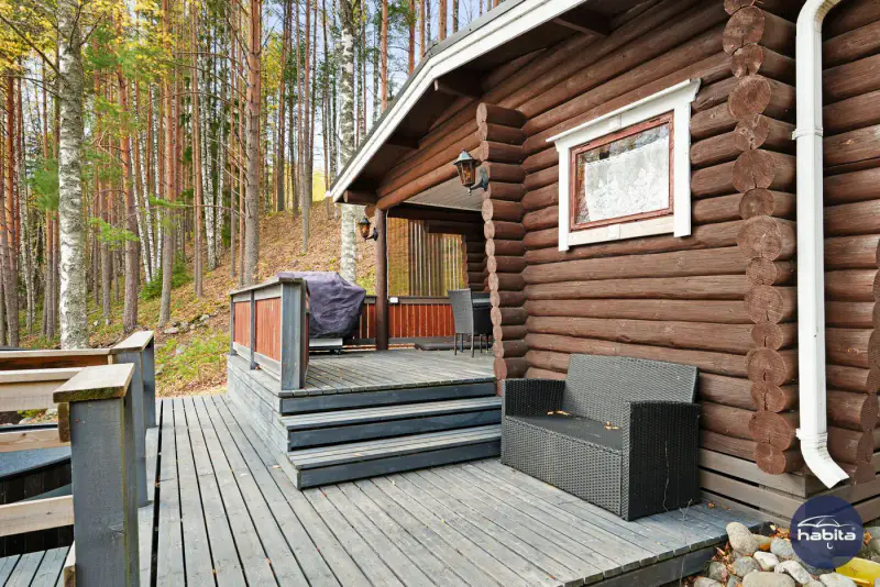 Mökki en rondins ~26 m² (1971) + sauna et aitta à deux chambres, 2 450 m² et rive privée — Nieminen / Rääkkylä — 17