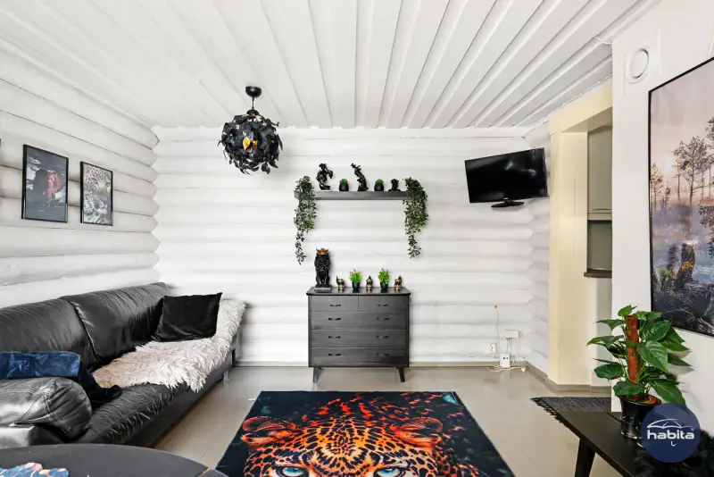 Mökki en rondins ~26 m² (1971) + sauna et aitta à deux chambres, 2 450 m² et rive privée — Nieminen / Rääkkylä — 9