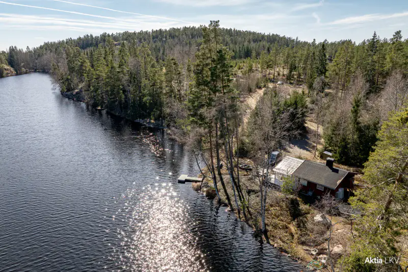 Domaine forêt et rive 12,86 ha, 440 m sur le Långträsket + bâtiment-sauna 18 m² (1992) — Kårböle, Bromarv / Raasepori — 4