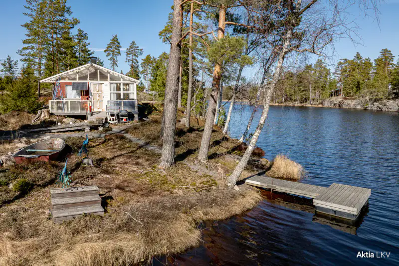 Domaine forêt et rive 12,86 ha, 440 m sur le Långträsket + bâtiment-sauna 18 m² (1992) — Kårböle, Bromarv / Raasepori — 14