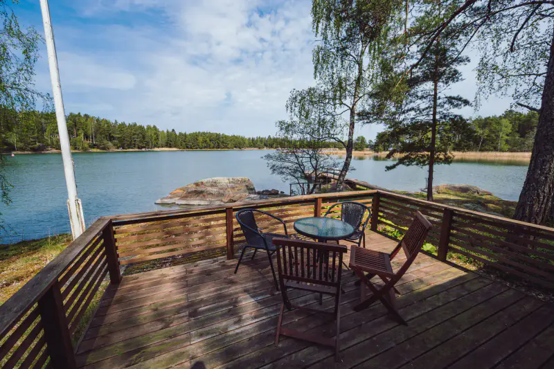 Hirsihuvila ~55 m² + maison d’amis et rantasauna, ~2,75 ha et rive mer — Älgö / Raasepori — 3