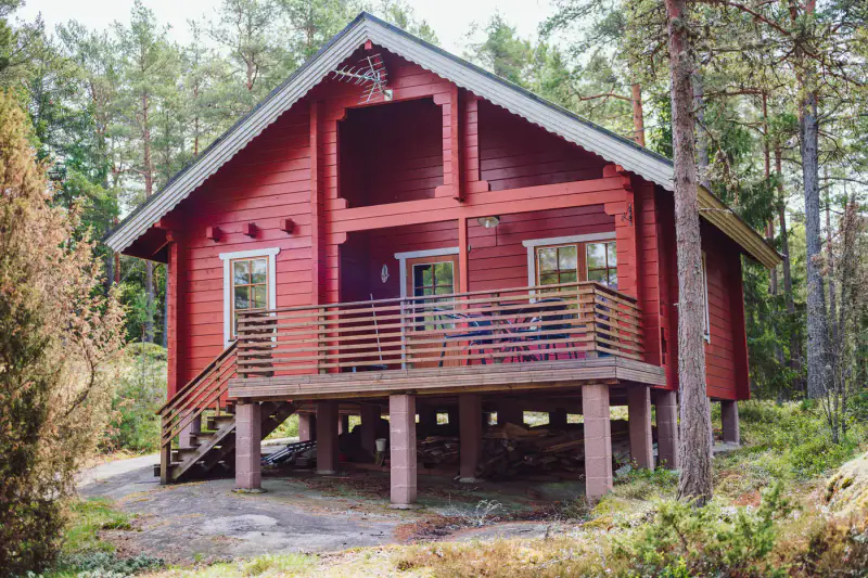 Hirsihuvila ~55 m² + maison d’amis et rantasauna, ~2,75 ha et rive mer — Älgö / Raasepori — 5