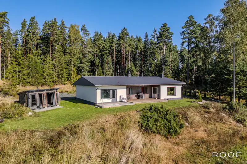 Maison/chalet 112 m² (1977), ~150 m rive mer Edesviken, 1,2 ha — Raasepori — 5
