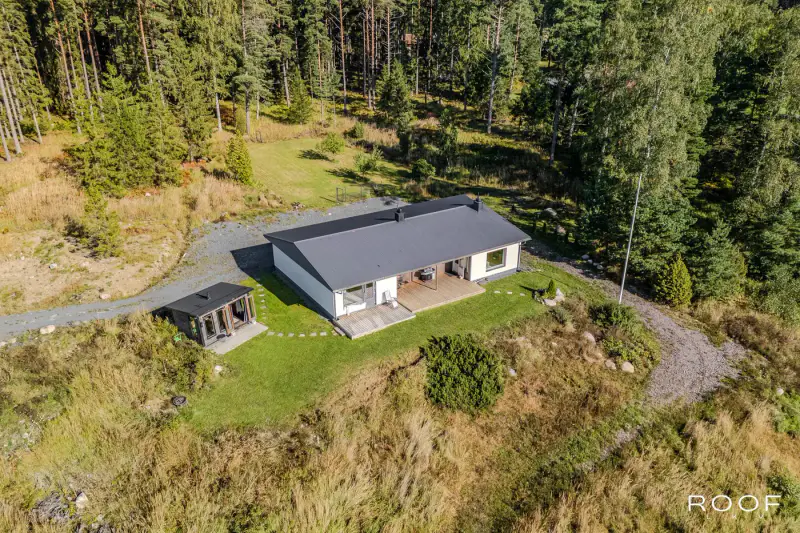 Maison/chalet 112 m² (1977), ~150 m rive mer Edesviken, 1,2 ha — Raasepori — 7