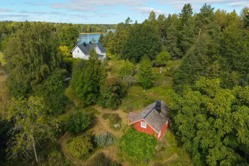 Ferme archipel ~120 m² (1915) + Lillstugan, 5,4 ha, Kivholmsfjärden — Norra Tvisäcken / Tammisaari — 3