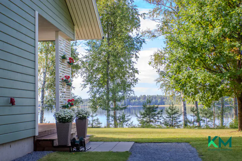 Maison neuve 2024 (~68 m²) + rantasauna, ~500 m rive Saimaa/Haukivesi, 3,8 ha — Vaahersalo / Rantasalmi — 5