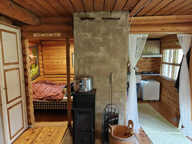 Mökki ~24 m² en rondins, rive lacustre, 19 900 m² — Kuha / Ranua — 19