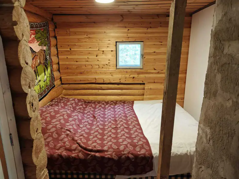 Mökki ~24 m² en rondins, rive lacustre, 19 900 m² — Kuha / Ranua — 15