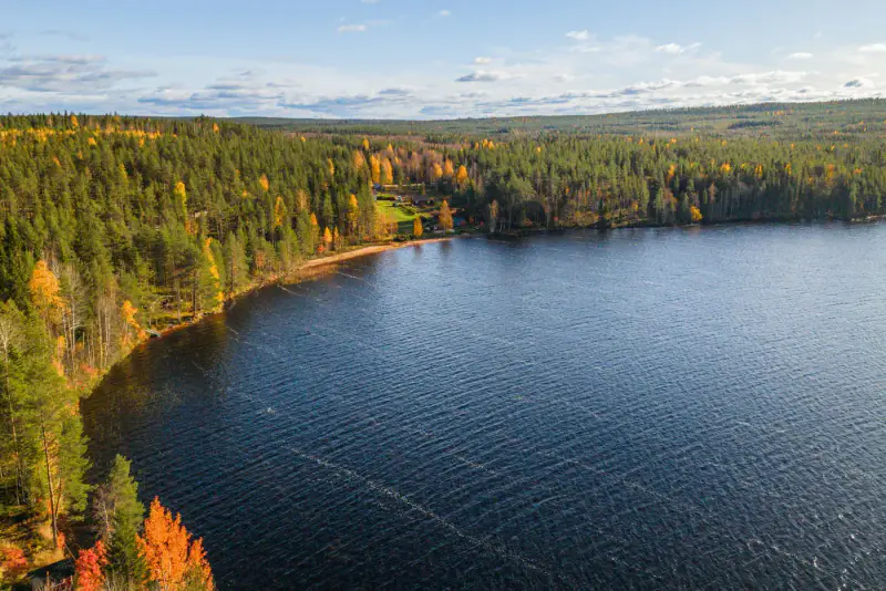 Chalet en rondins (30,6 m²) + sauna extérieur, 2 435 m² et 73 m de rive sable sur le Sonkajärvi — Sonka, Rovaniemi — 18