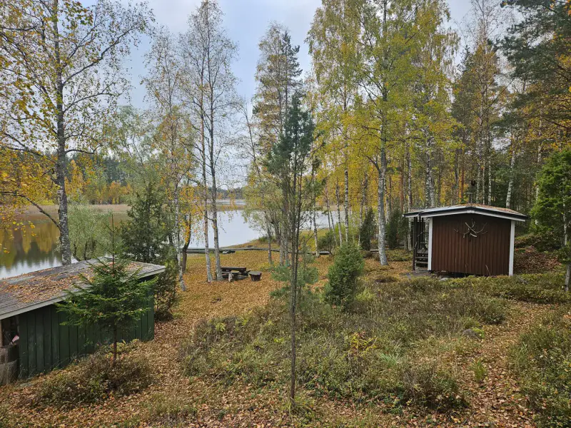 Mökki traditionnel (1960) + sauna de rive en rondins (1985), 2 330 m² et rive privée de sable sur la Saimaa — Salosaari / Ruokolahti — 18