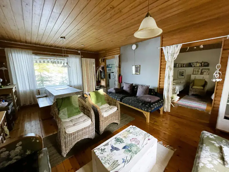 Mökki ~34,5 m² (1967) + sauna séparée à bois, 2 050 m² et rive privée sur le Vahterusjärvi — Kaiturinpää / Ruokolahti — 7