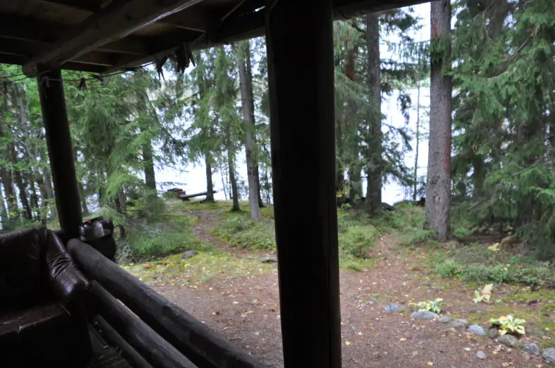 Mökki en rondins ~65 m² (1973) + sauna à bois, 4 350 m² et 90 m de rive privée sur l’Isojärvi, au bout de la route — Jäminkipohja / Ruovesi — 12