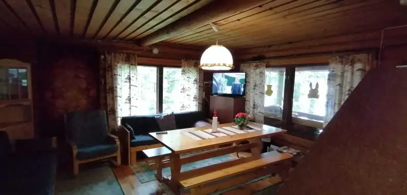 Mökki en rondins ~65 m² (1973) + sauna à bois, 4 350 m² et 90 m de rive privée sur l’Isojärvi, au bout de la route — Jäminkipohja / Ruovesi — 15