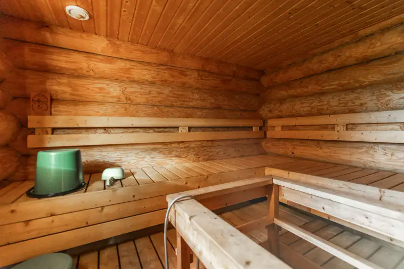 Chalet en rondins de 2002 meublé, 109 m de rive privée sur le Leusjärvi, 9 700 m² — Hautajärvi, Salla — 15