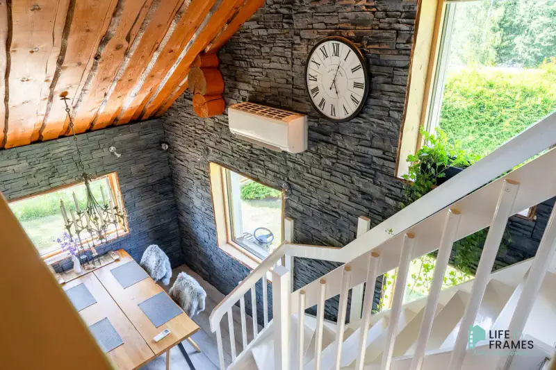 Chalet à Sastamala  rive privée  1 708 m² — 295 000 € — 18