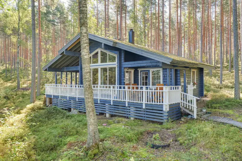 Hirsi 2013 + sauna 2013, île Suomensalo, rive Kuolimo, 4 400 m² — Savitaipale — 17