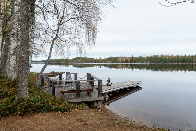 Chalet Kontio ~62 m² (2004) année-ronde + sauna de rive, 6 960 m² et plage de sable — Vuokalanjärvi / Säimen — 2