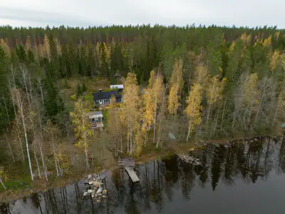 Chalet Kontio ~62 m² (2004) année-ronde + sauna de rive, 6 960 m² et plage de sable — Vuokalanjärvi / Säimen — 1