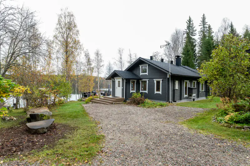 Chalet Kontio ~62 m² (2004) année-ronde + sauna de rive, 6 960 m² et plage de sable — Vuokalanjärvi / Säimen — 4