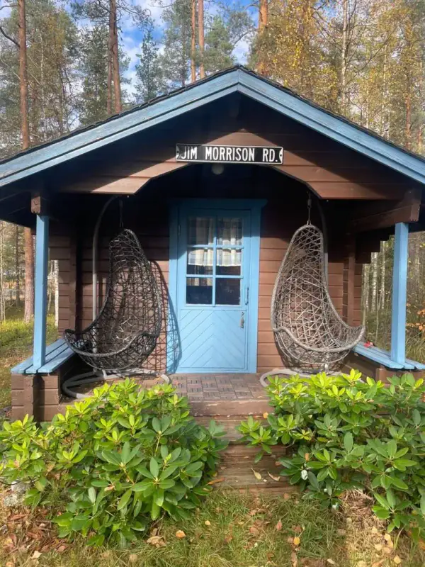 Villa en rondins habitable l’hiver (2006, 46 m²) + sauna et aitta, 82 m de rive sable, 6 670 m² — Savonranta / Savonlinna — 4