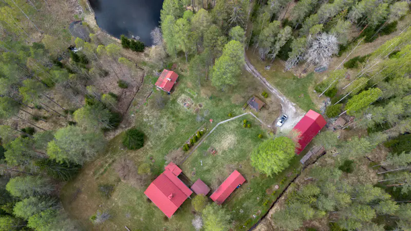 Ancienne maison du meunier 1904 ~104 m², rive Myllylampi, 1,4 ha — Makkola / Savonlinna — 2