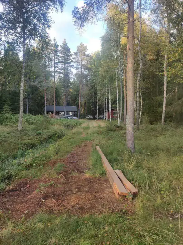 Mökki rondins ~50–68 m² (1990), 7 600 m², ~75 m rive Mankilanjärvi — Mankila / Siikalatva — 18