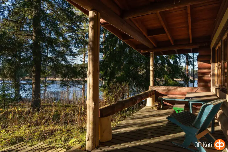Chalet en rondins ronds (81 m²) à rénover, 4 620 m² et ~200 m de rive privée sur le Pieni-Sulkava — Siilinjärvi — 10