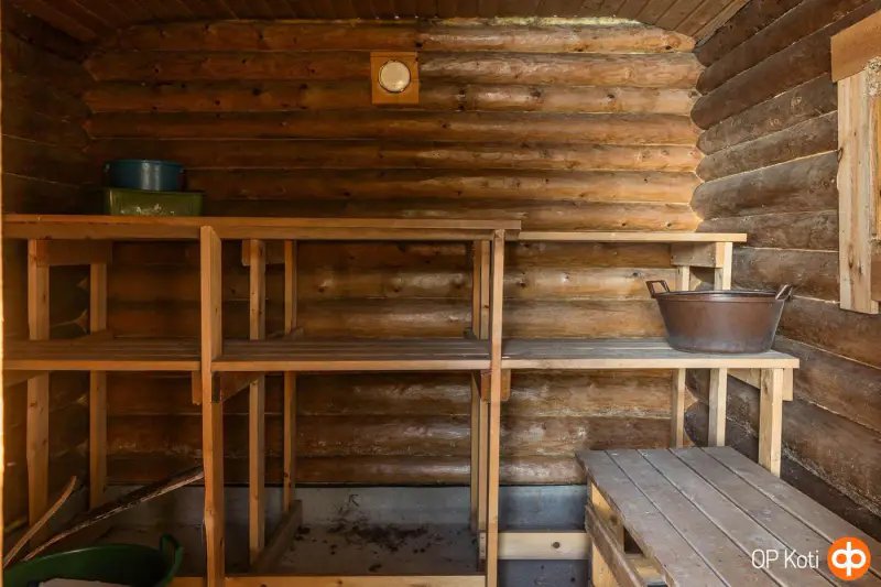 Chalet en rondins ronds (81 m²) à rénover, 4 620 m² et ~200 m de rive privée sur le Pieni-Sulkava — Siilinjärvi — 12