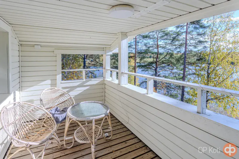 Maison en rondins 172 m² (1942) avec diagnostic, rantasauna, 3 000 m² et rive privée sur le Pitkäjärvi — Pöljä / Siilinjärvi — 9