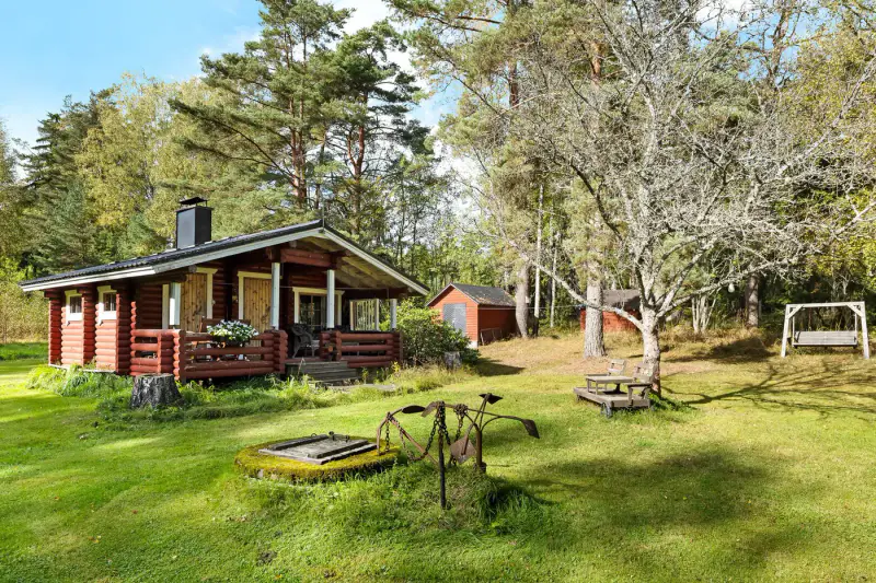 Maison ~117 m² (1992) + sauna rondins + annexe 1928, 5 400 m², mer (~5 m rive) — Kitö / Sipoo — 14