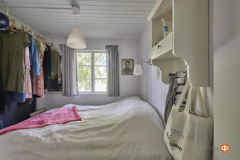 Mökki ~30 m² + sauna rondins + guest, rive Saarentaanjärvi, 2 000 m² — Somero — 10