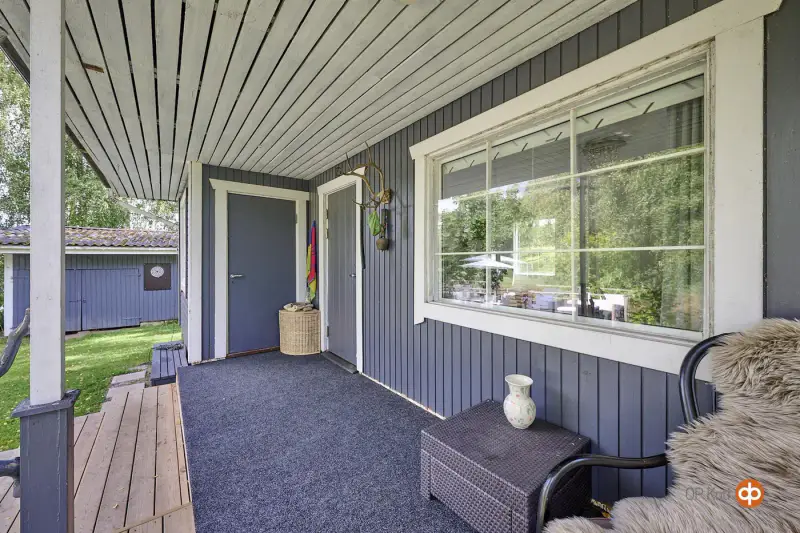 Mökki ~30 m² + sauna rondins + guest, rive Saarentaanjärvi, 2 000 m² — Somero — 12