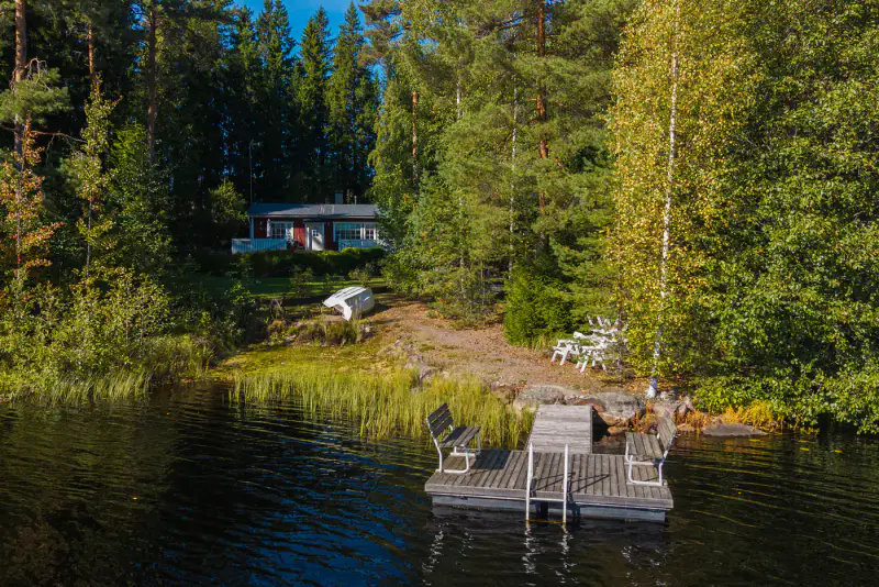 Huvila ~79 m² (2005) + rantasauna, 2 170 m², Vesajärvi — Vesanoja / Somero — 6