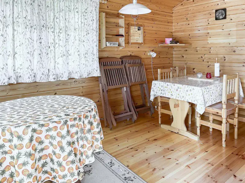 Mökki ~22 m² (1989) + aitta, rive sud Kulkemusjärvi, ~6,29 ha — Sulkava — 4
